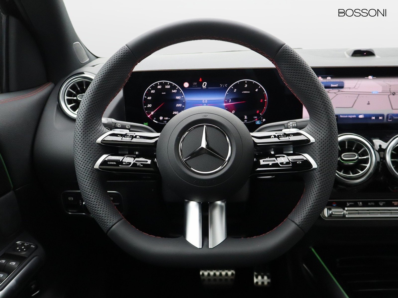 17 - Mercedes GLA 200 d amg line advanced plus 4matic 8g-dct