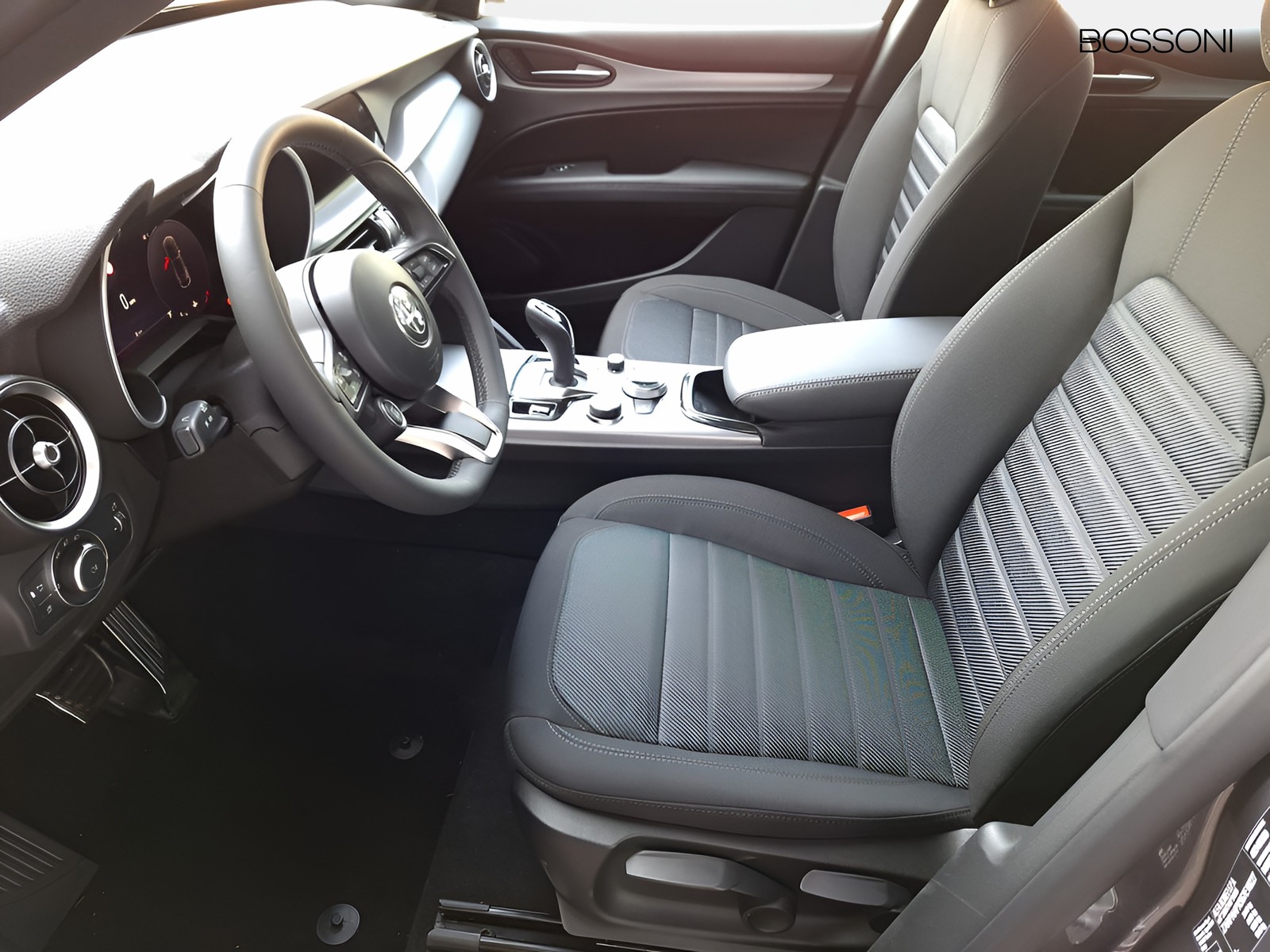 11 - Alfa Romeo Stelvio 2.2 turbo 210cv sprint q4 at8
