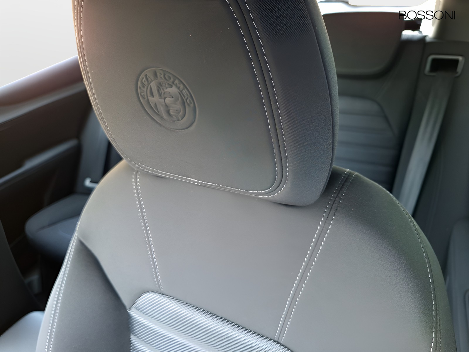 22 - Alfa Romeo Stelvio 2.2 turbo 210cv sprint q4 at8