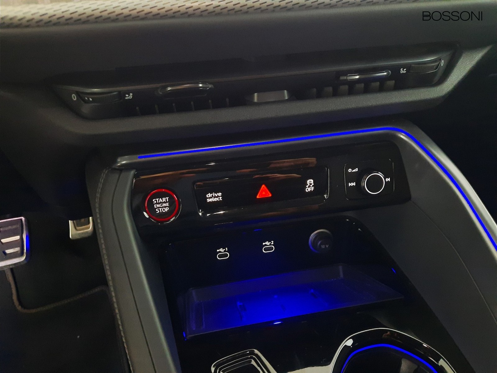 11 - Audi Q5 2.0 tdi mhev+ 204cv launch edition s line quattro s tronic