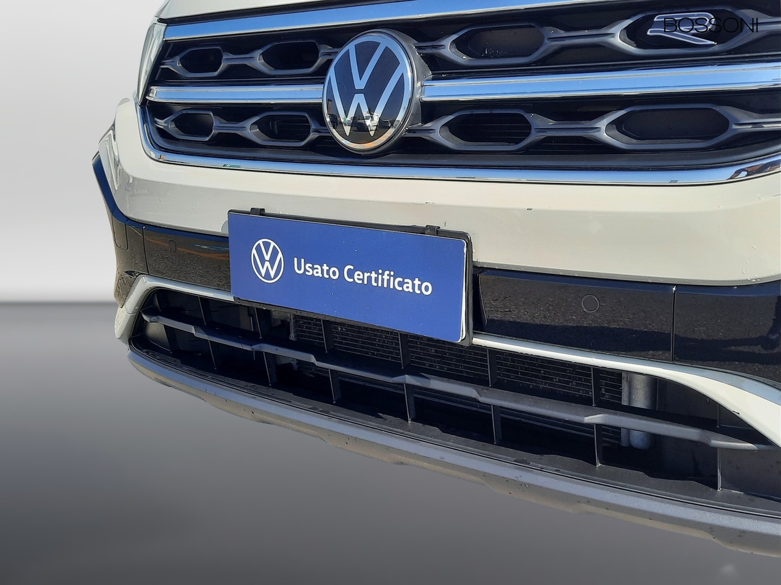 20 - Volkswagen T-Roc 1.0 tsi 110cv r line