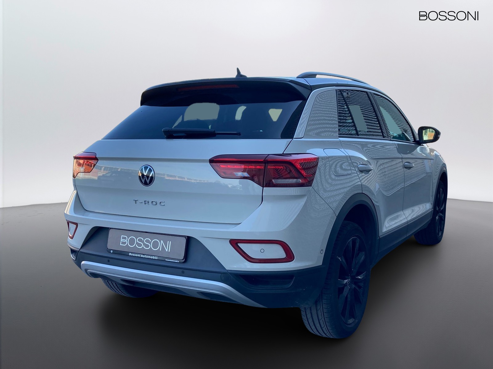 3 - Volkswagen T-Roc 1.5 tsi act life dsg