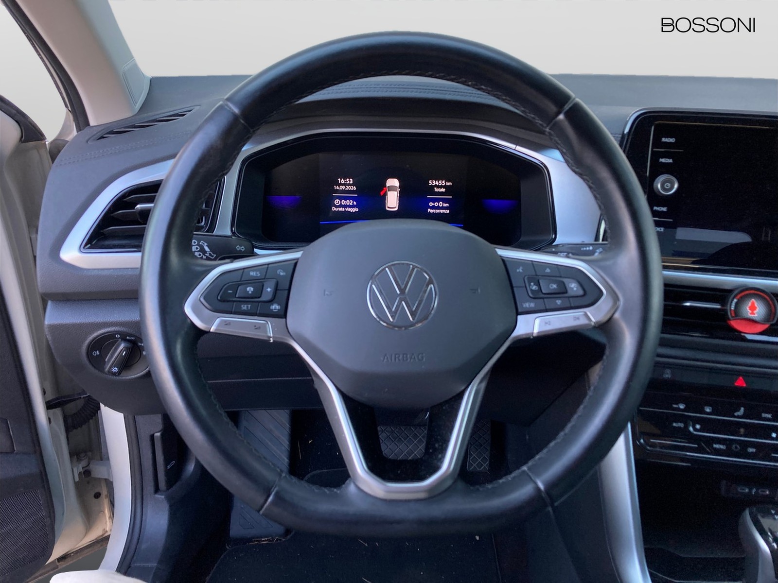 14 - Volkswagen T-Roc 1.5 tsi act life dsg