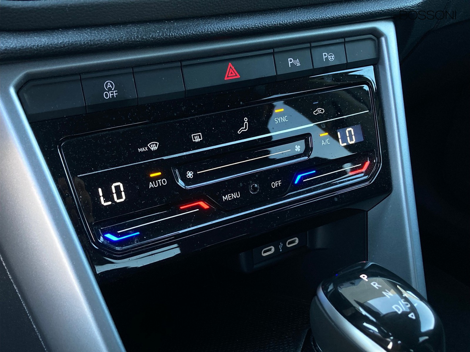 18 - Volkswagen T-Roc 1.5 tsi act life dsg
