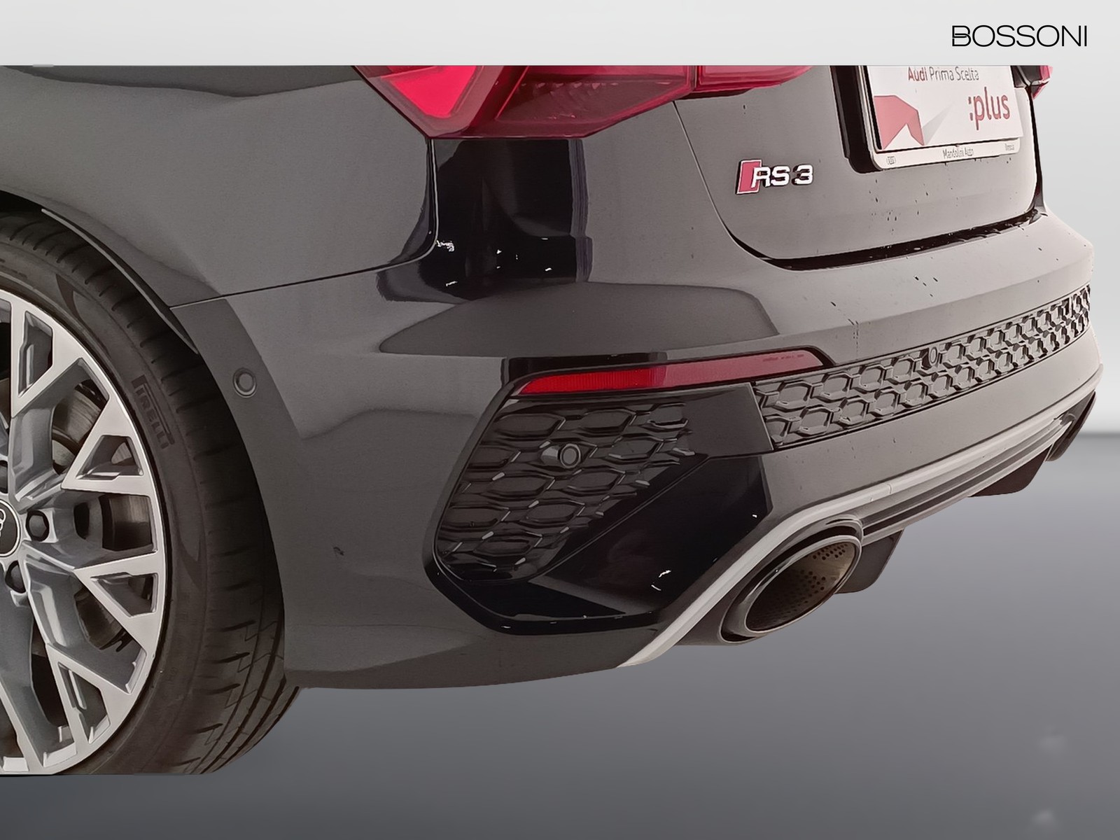 8 - Audi RS3 sportback 2.5 tfsi quattro s tronic
