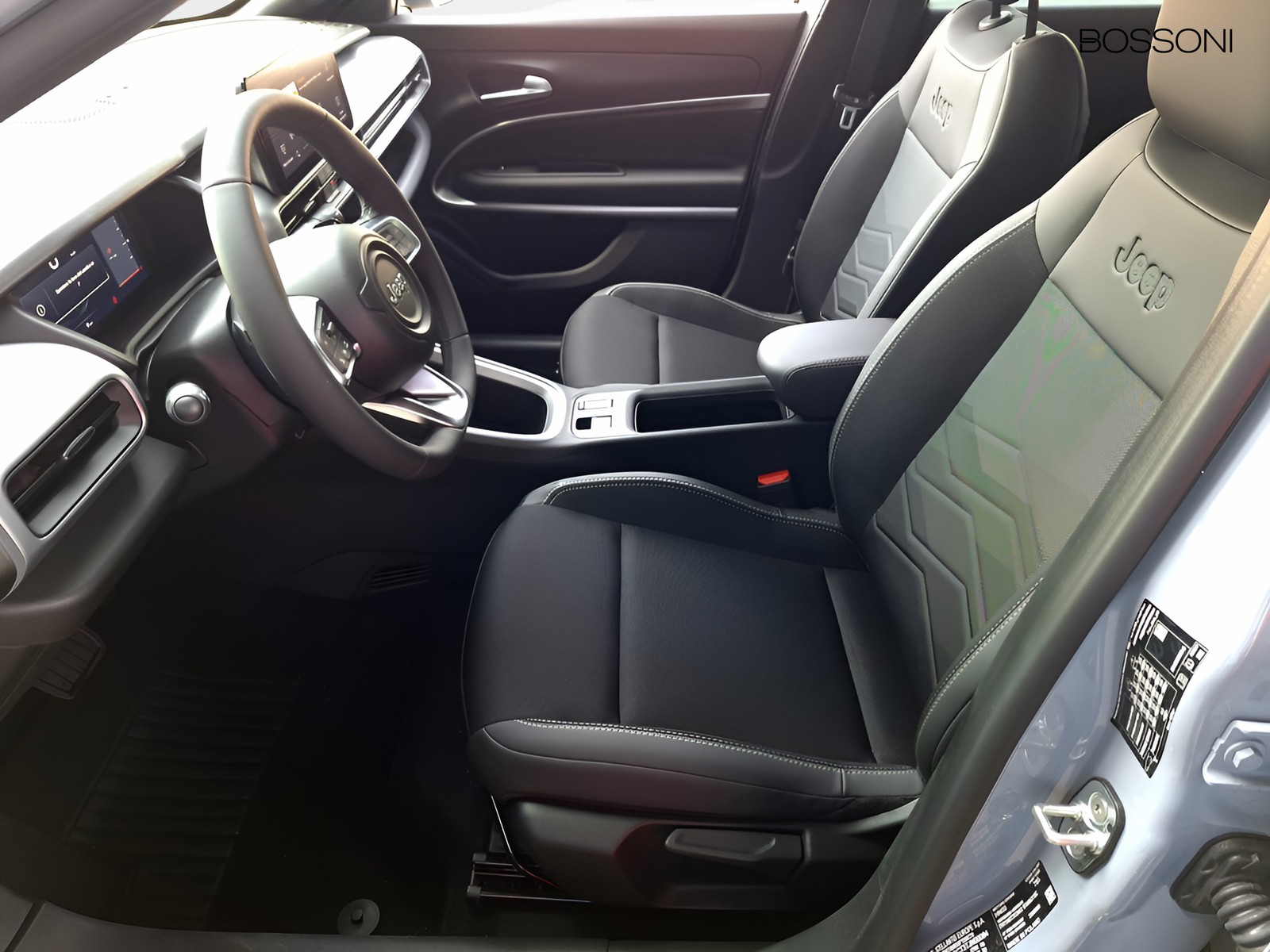 11 - Jeep Avenger 1.2 turbo e-hybrid mhev 110cv summit fwd edct6
