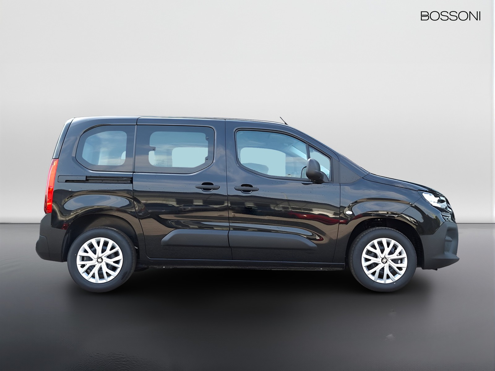 4 - Fiat Doblò passo corto 1.5 diesel 130cv doblo