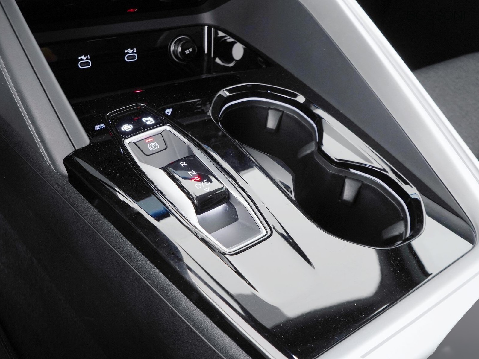 22 - Audi Q5 2.0 tdi mhev+ 204cv s line edition quattro s tronic