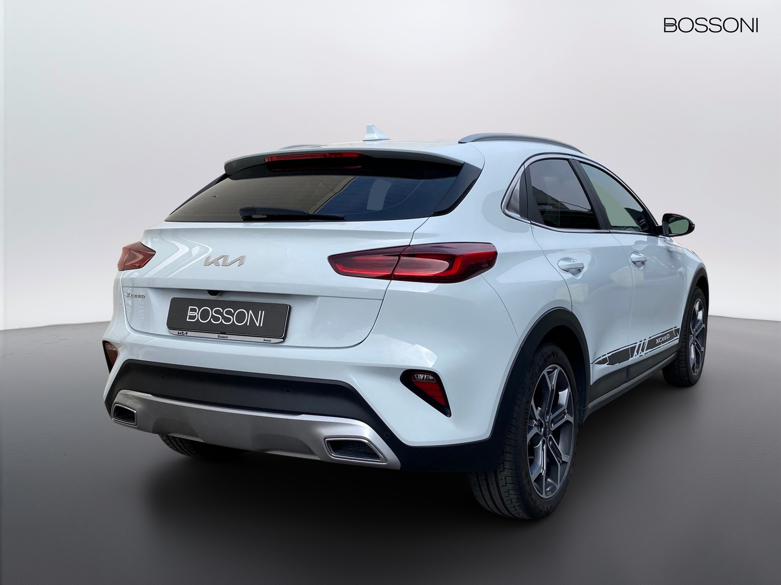 3 - Kia Xceed 1.0 t-gdi 117cv business 2wd