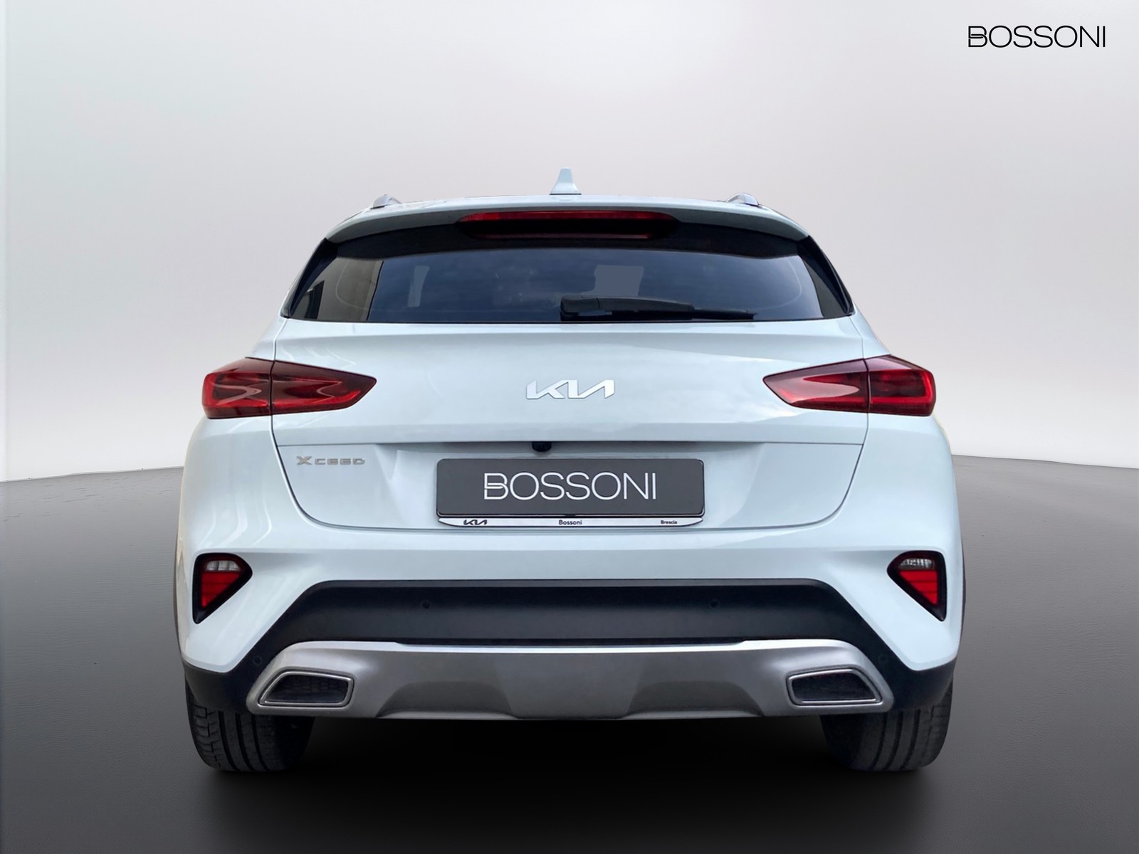 4 - Kia Xceed 1.0 t-gdi 117cv business 2wd