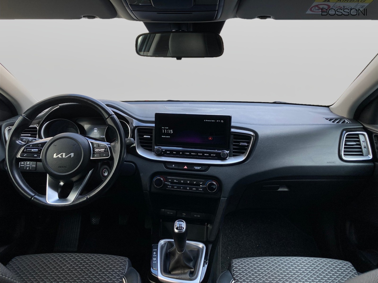 11 - Kia Xceed 1.0 t-gdi 117cv business 2wd