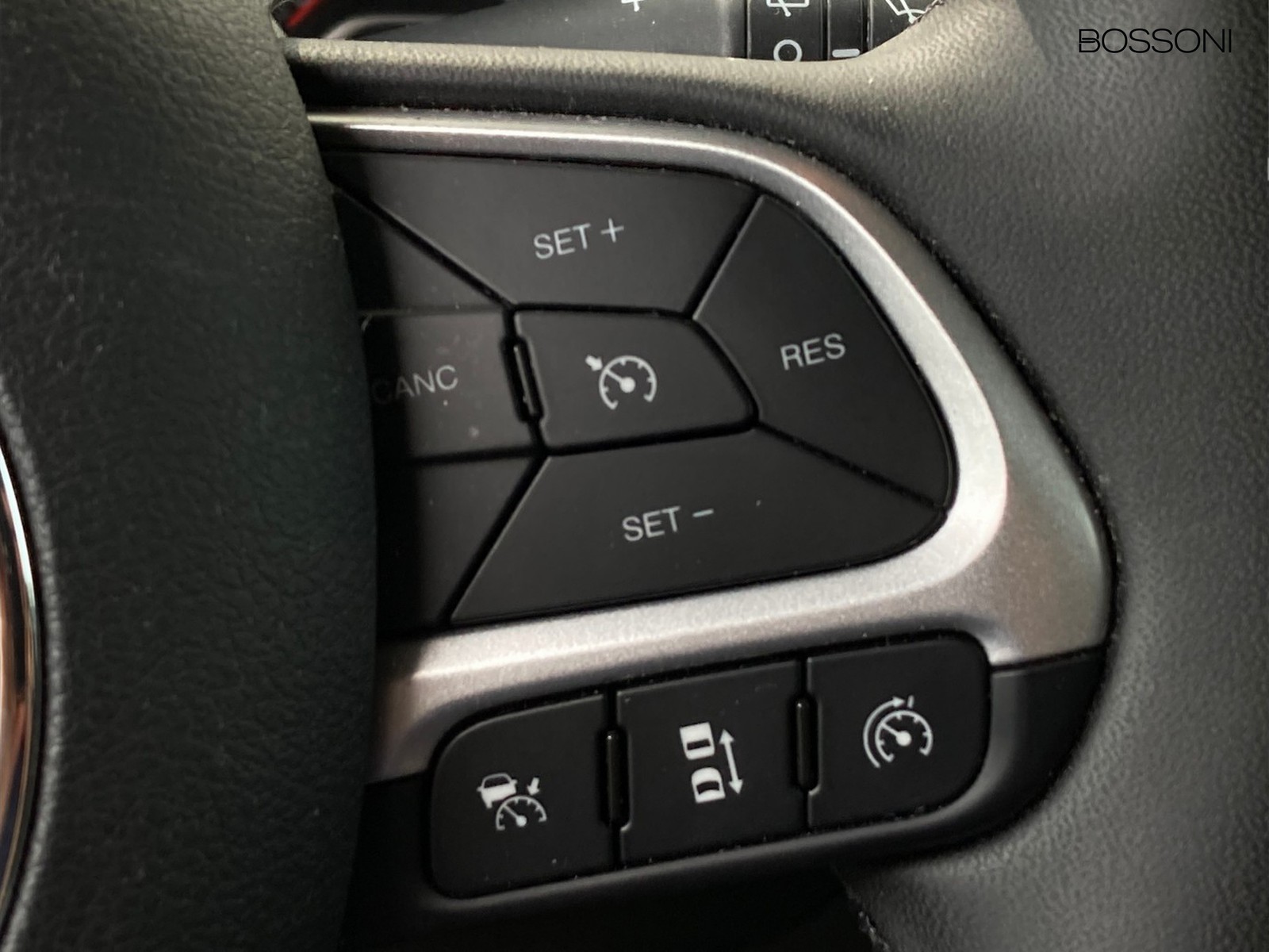 14 - Jeep Renegade 1.6 multijet ii 130cv limited 2wd