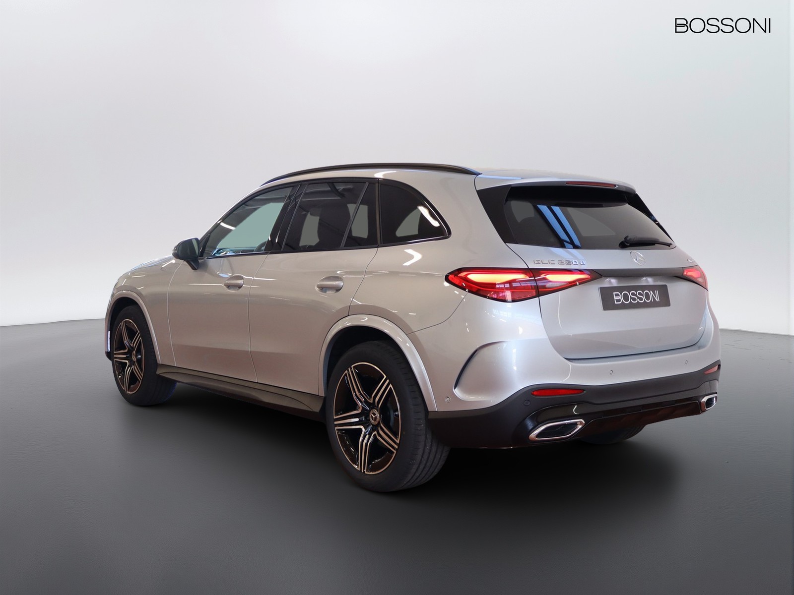 5 - Mercedes GLC suv 220 d amg line advanced 4matic 9g-tronic