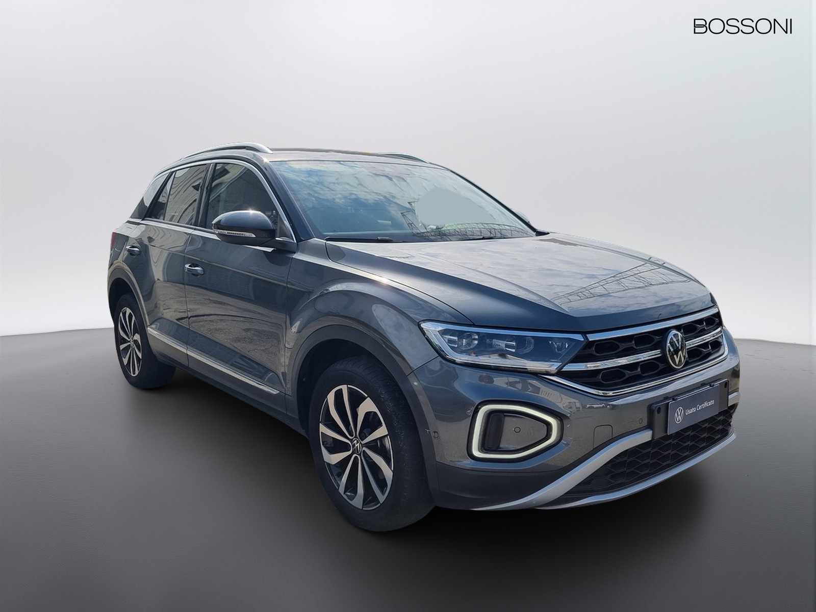 2 - Volkswagen T-Roc 1.0 tsi 110cv style