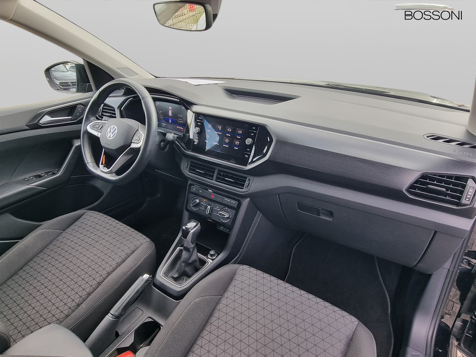 10 - Volkswagen T-Cross 1.0 tsi 110cv style dsg