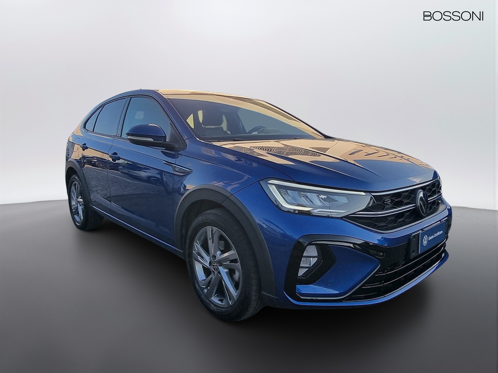 2 - Volkswagen Taigo 1.0 tsi 110cv r-line
