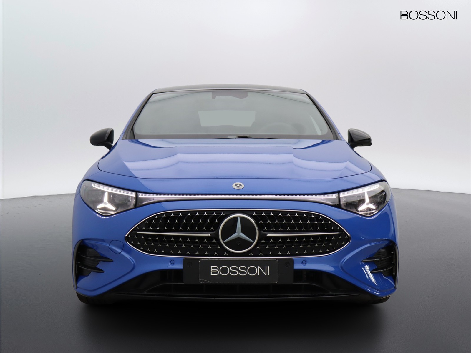2 - Mercedes CLA 200 premium auto