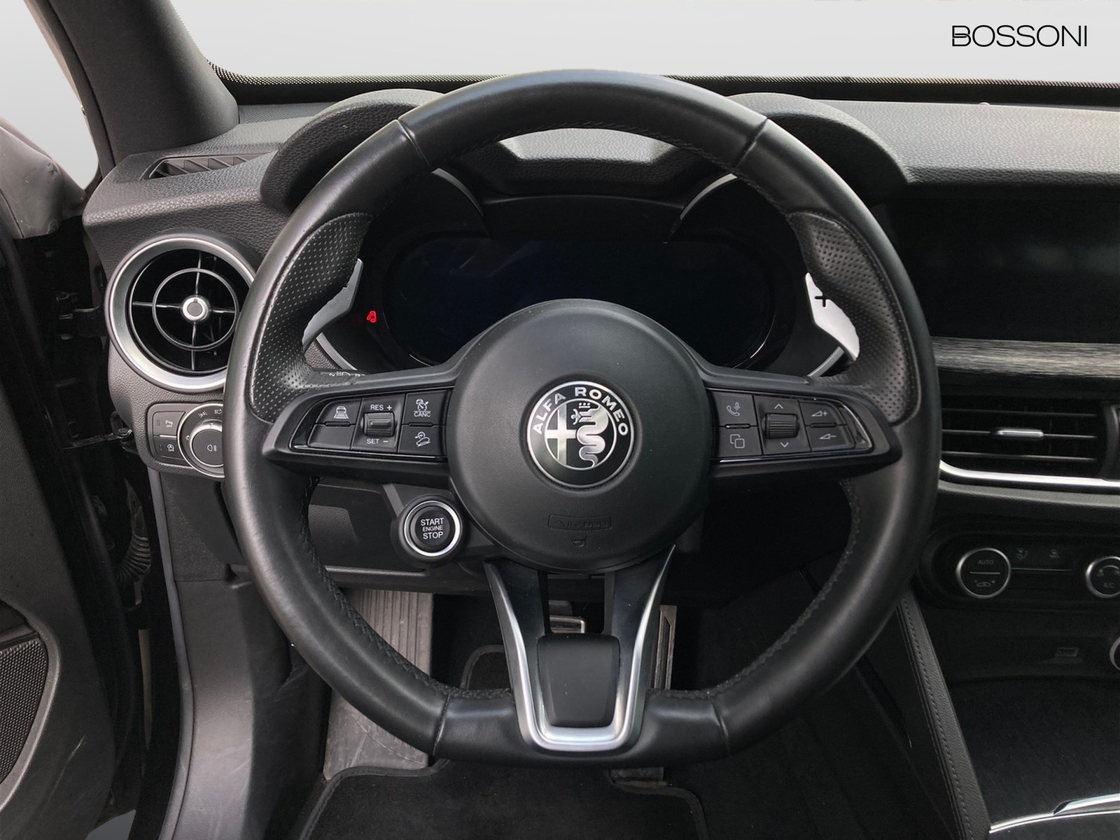 14 - Alfa Romeo Stelvio 2.2 turbo 210cv sprint q4 at8