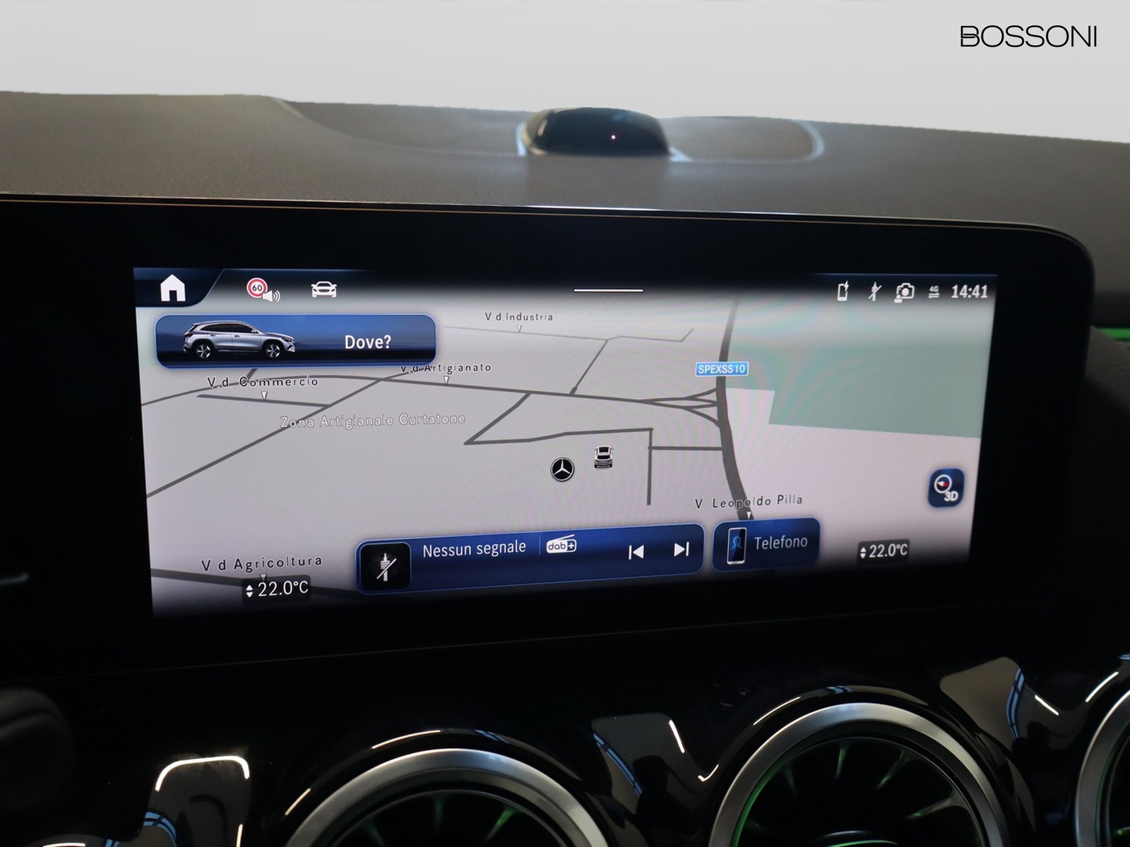 10 - Mercedes GLA 200 d amg line extra 8g-dct