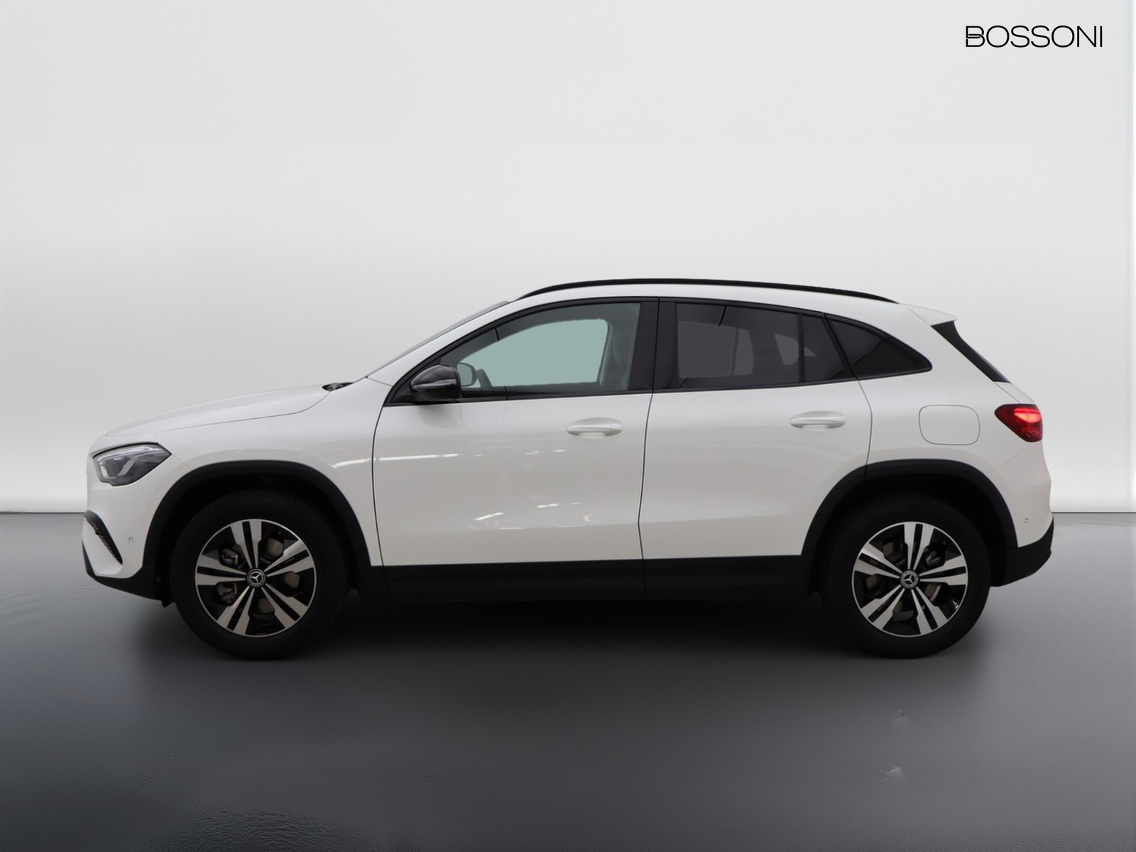 3 - Mercedes GLA 250 e plug-in hybrid progressive extra 8g-dct