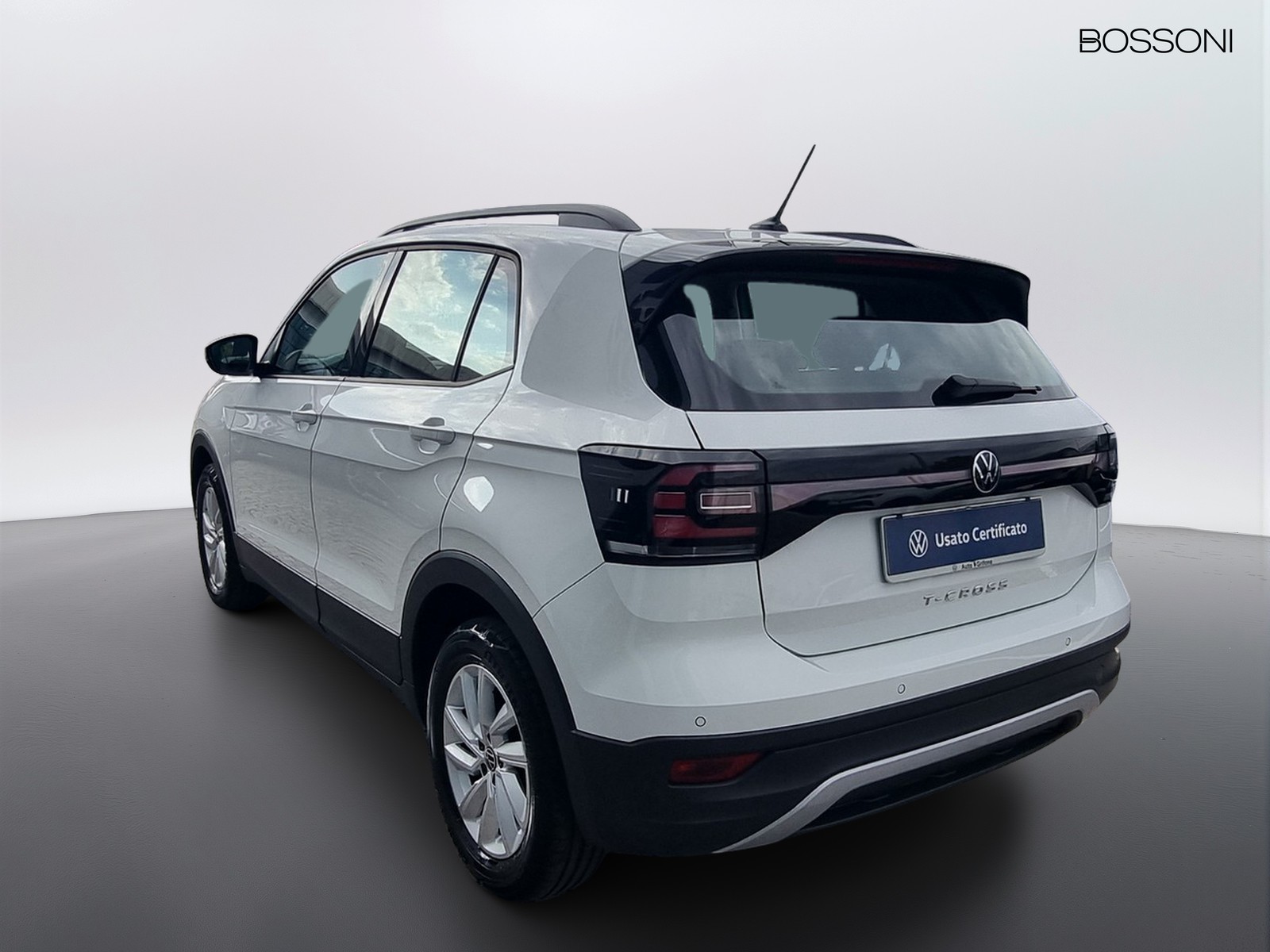 4 - Volkswagen T-Cross 1.0 tsi 95cv style