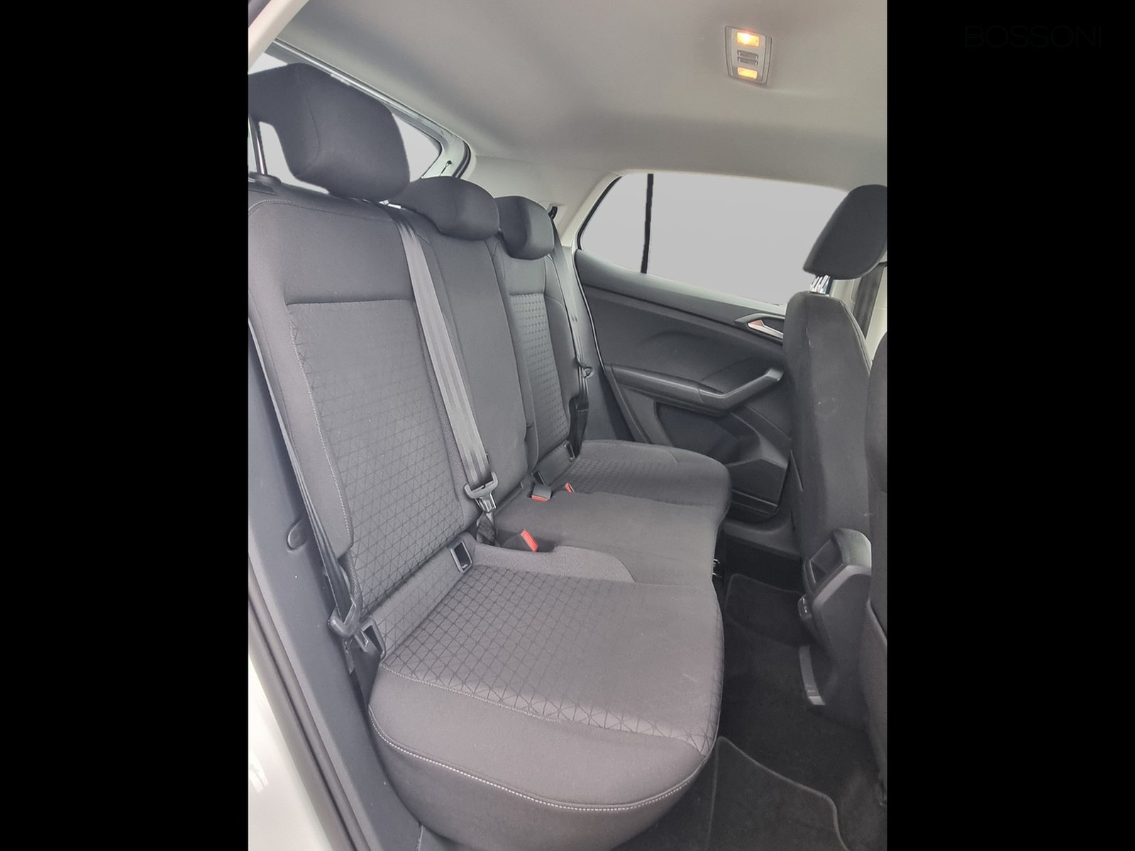 12 - Volkswagen T-Cross 1.0 tsi 95cv style