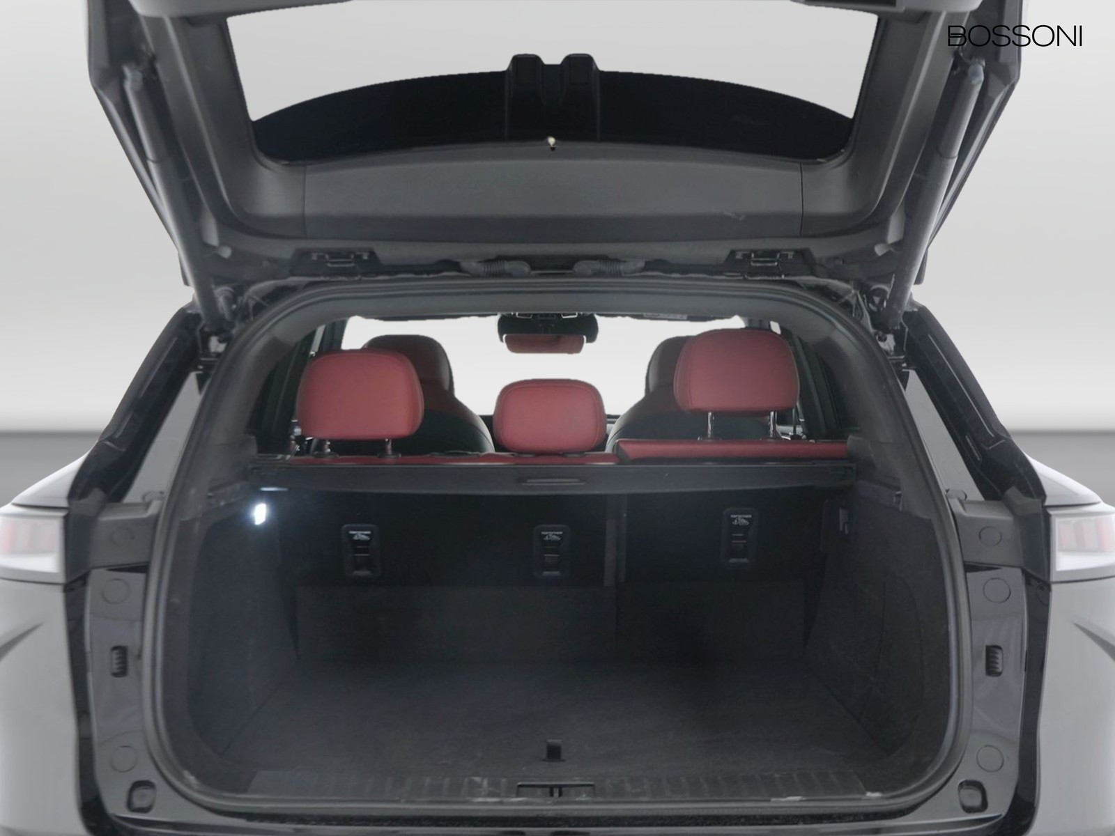 10 - Omoda 9 shs-p 1.5 tgdi plug-in hybrid premium i-awd dht3