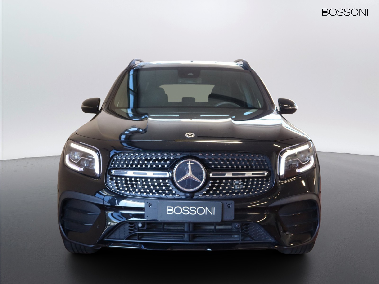 2 - Mercedes GLB 200 d amg line premium plus 8g-dct