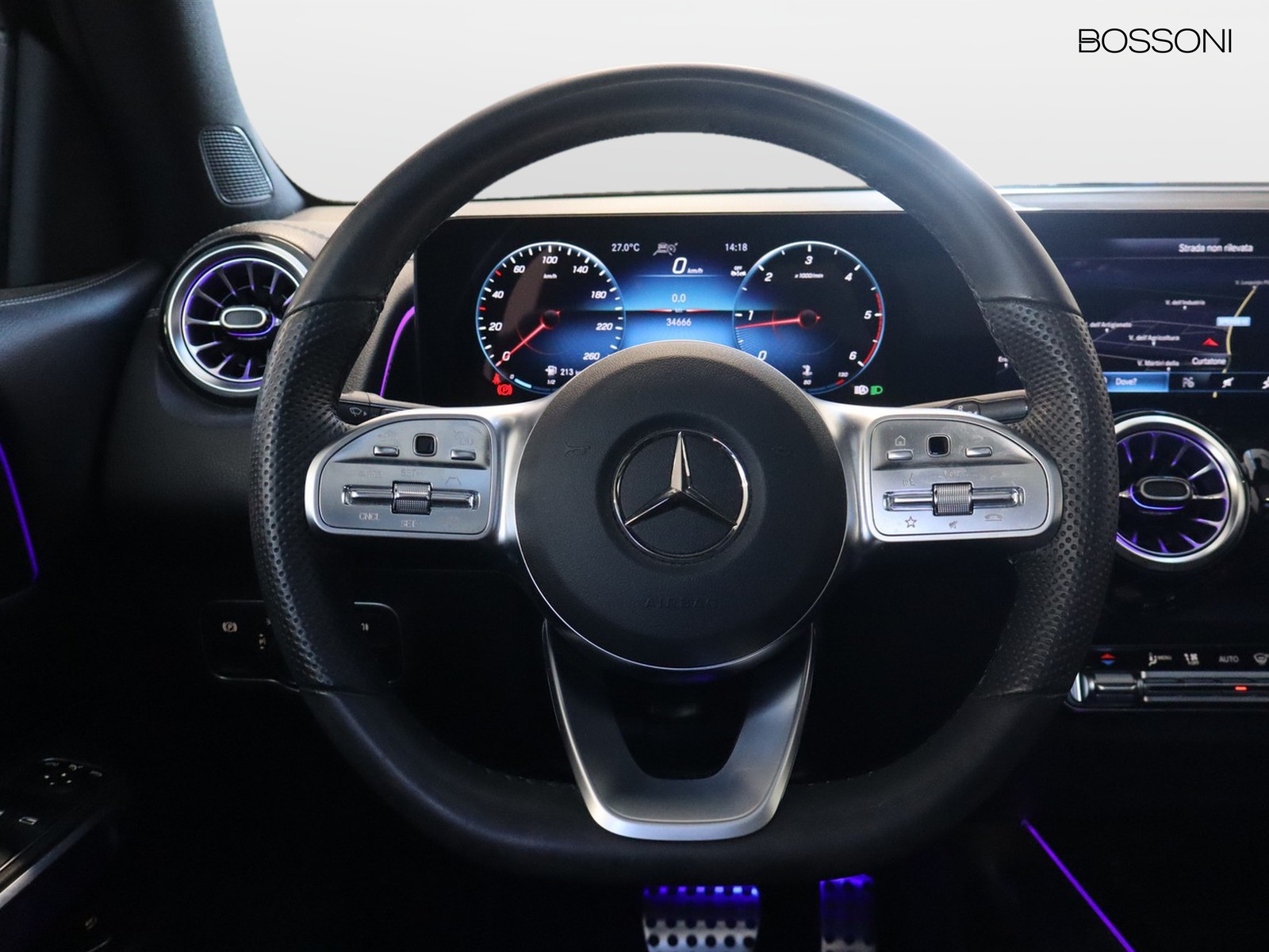 17 - Mercedes GLB 200 d amg line premium plus 8g-dct