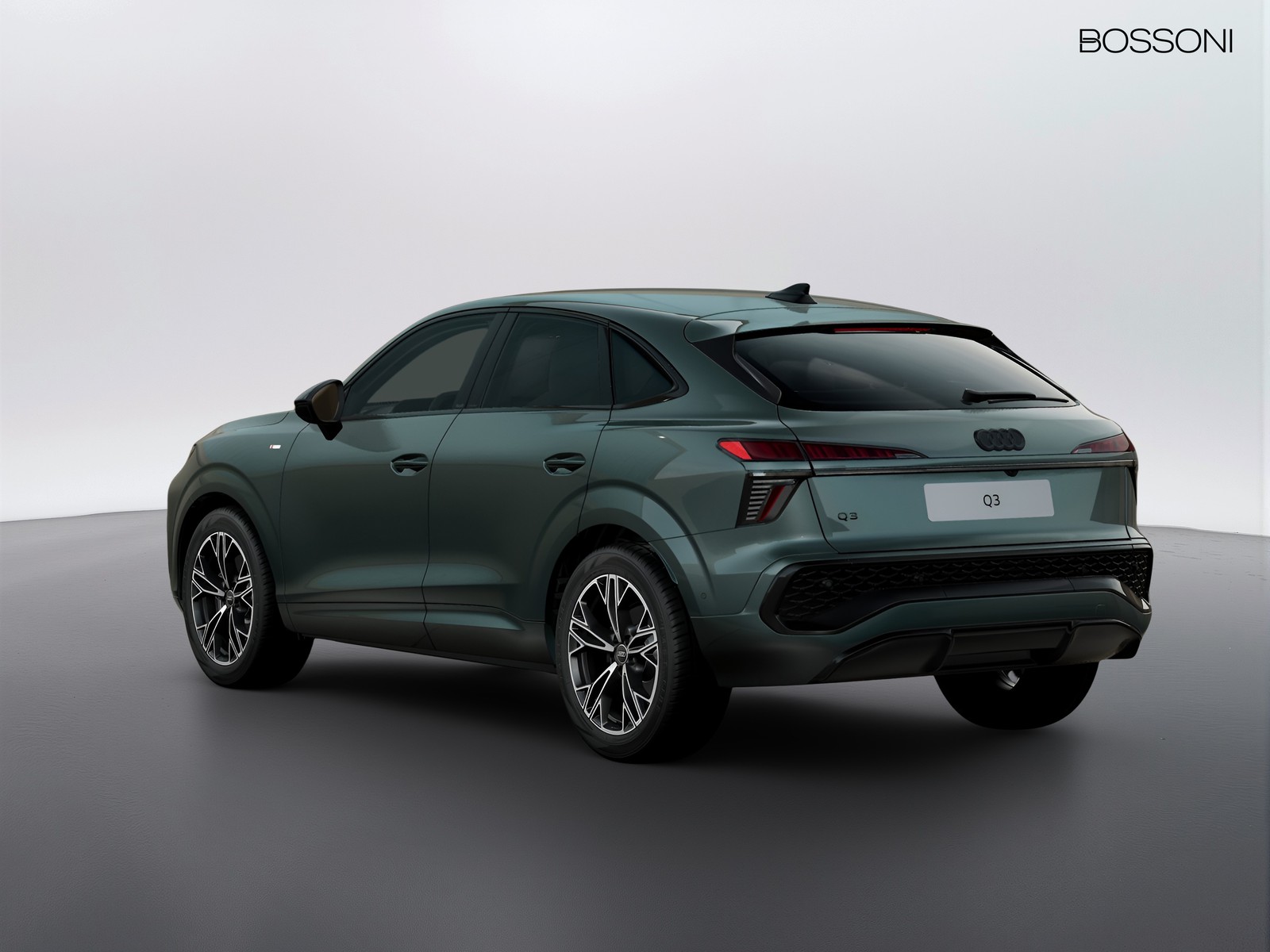 2 - Audi Q3 sportback 2.0 tdi 150cv business s tronic