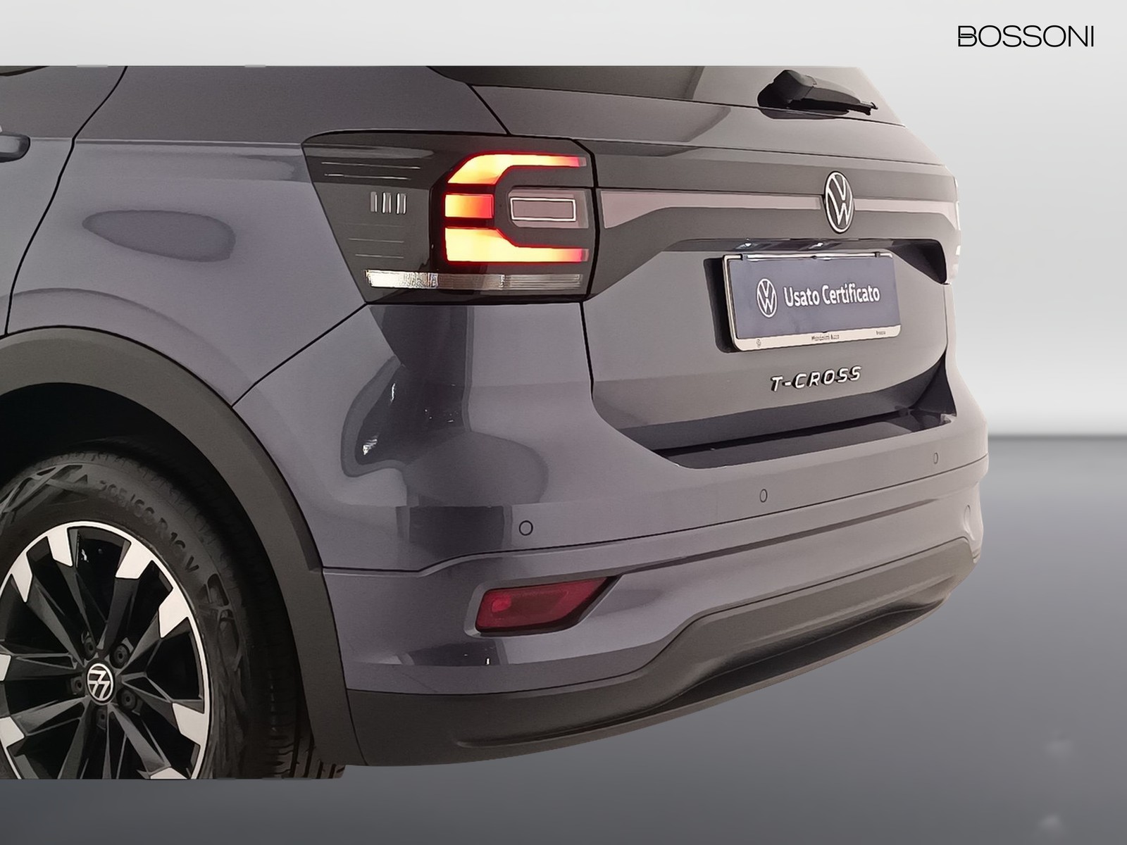 14 - Volkswagen T-Cross 1.0 tsi 95cv sport