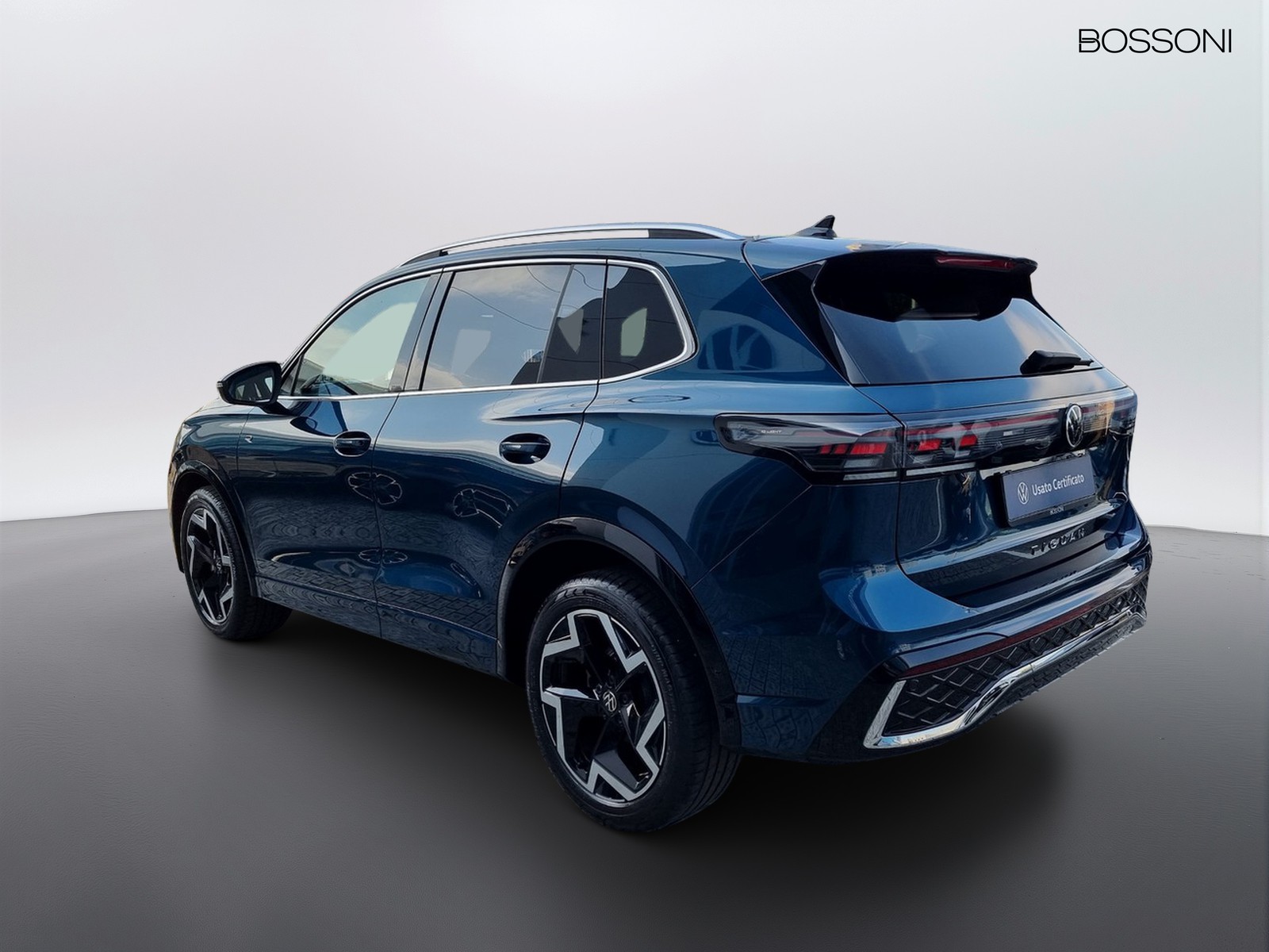 5 - Volkswagen Tiguan 2.0 tdi scr 150cv r-line dsg