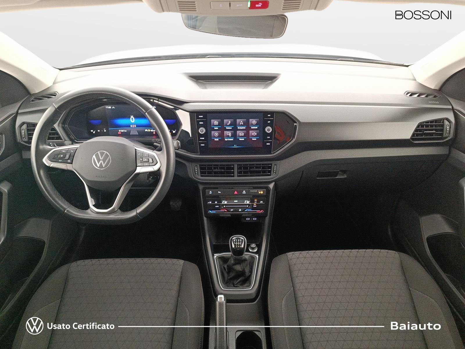 6 - Volkswagen T-Cross 1.0 tsi 110cv sport