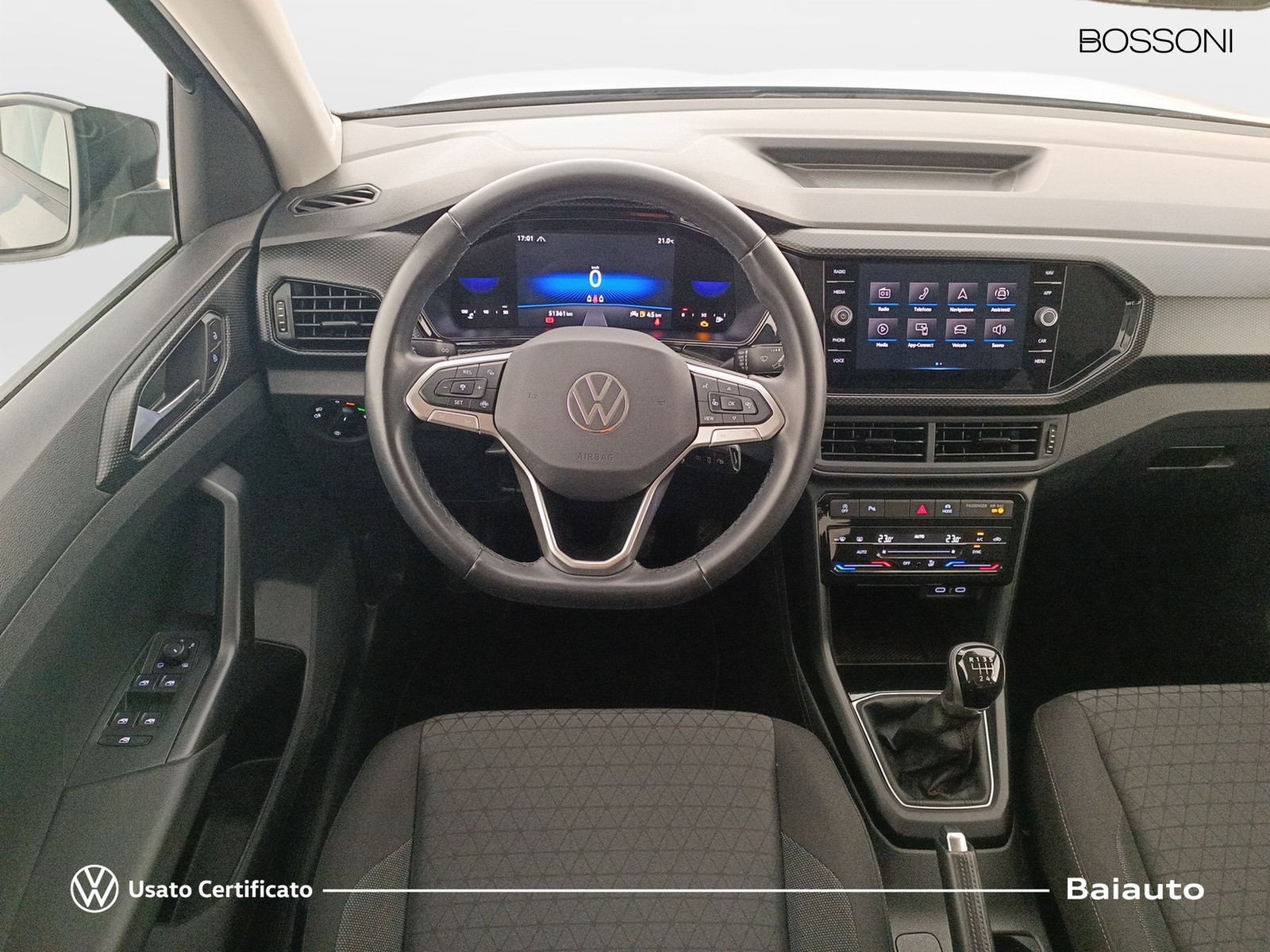 8 - Volkswagen T-Cross 1.0 tsi 110cv sport