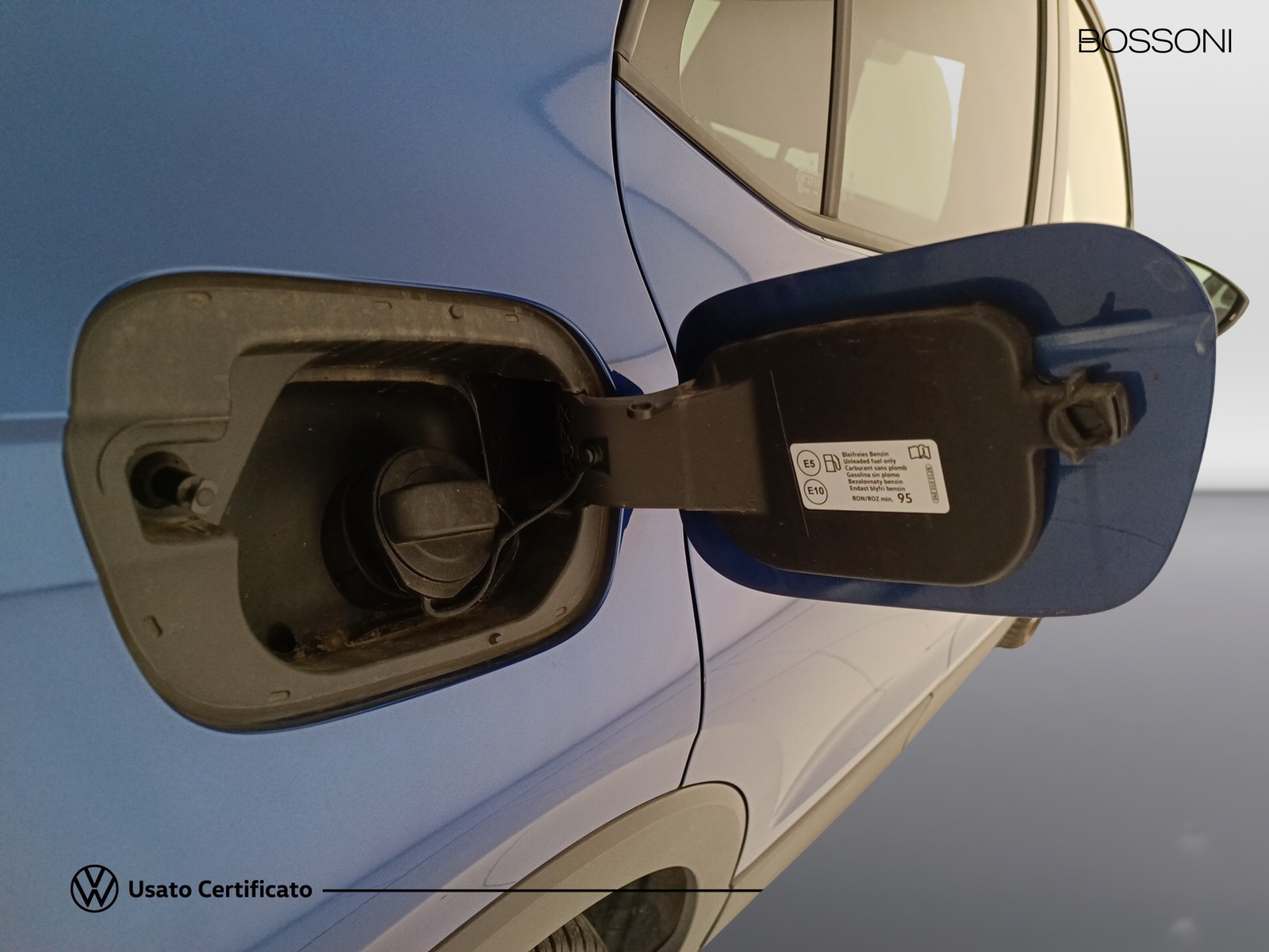 32 - Volkswagen T-Cross 1.0 tsi 95cv style