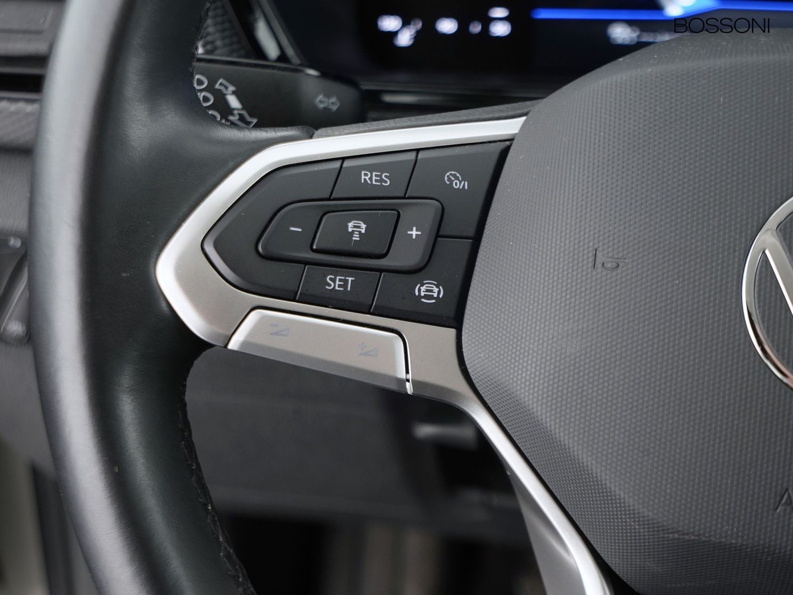 24 - Volkswagen T-Cross 1.0 tsi 95cv style