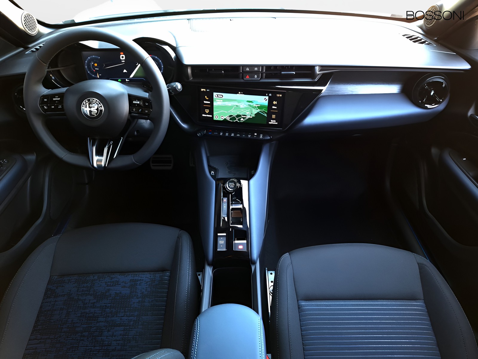 8 - Alfa Romeo Junior 1.2 hybrid 145cv ibrida edct6
