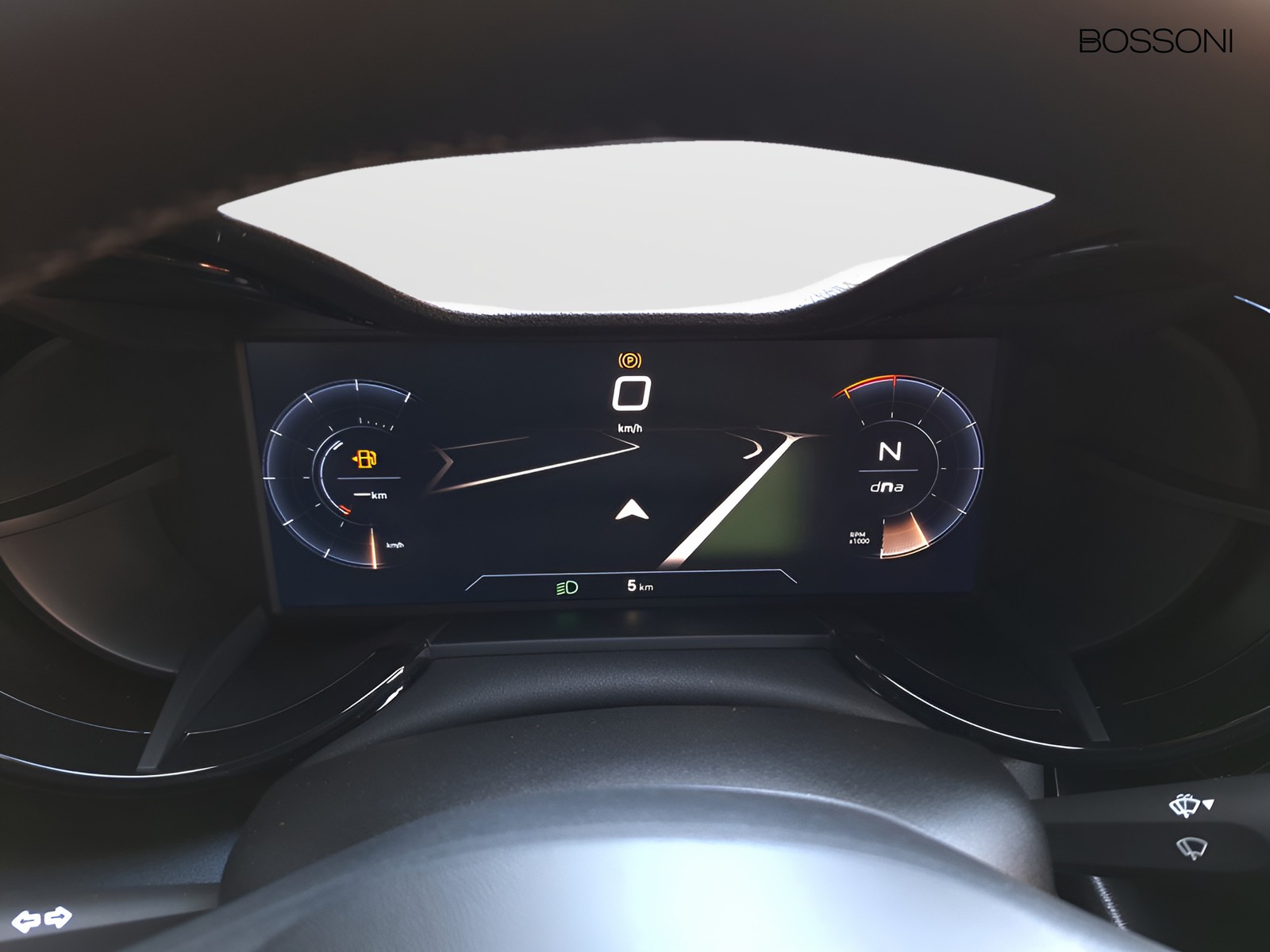 10 - Alfa Romeo Junior 1.2 hybrid 145cv ibrida edct6