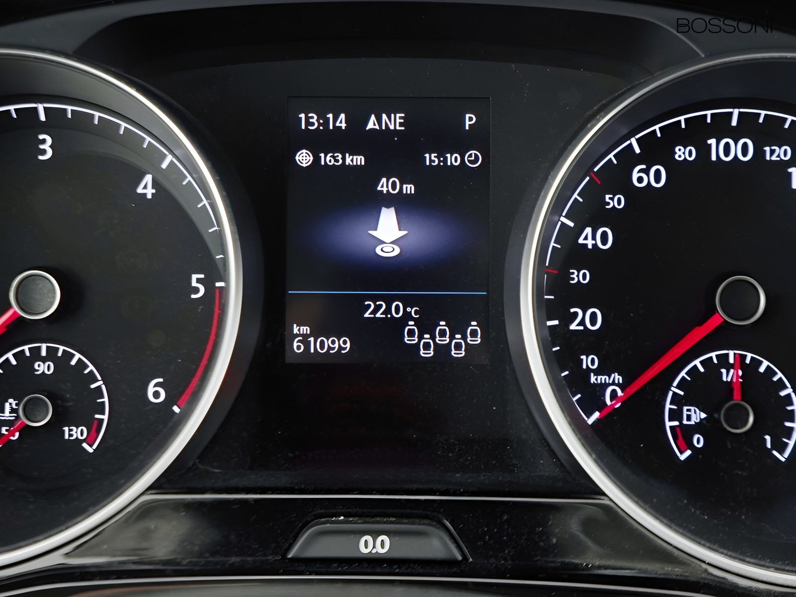 30 - Volkswagen Touran 2.0 tdi scr executive dsg