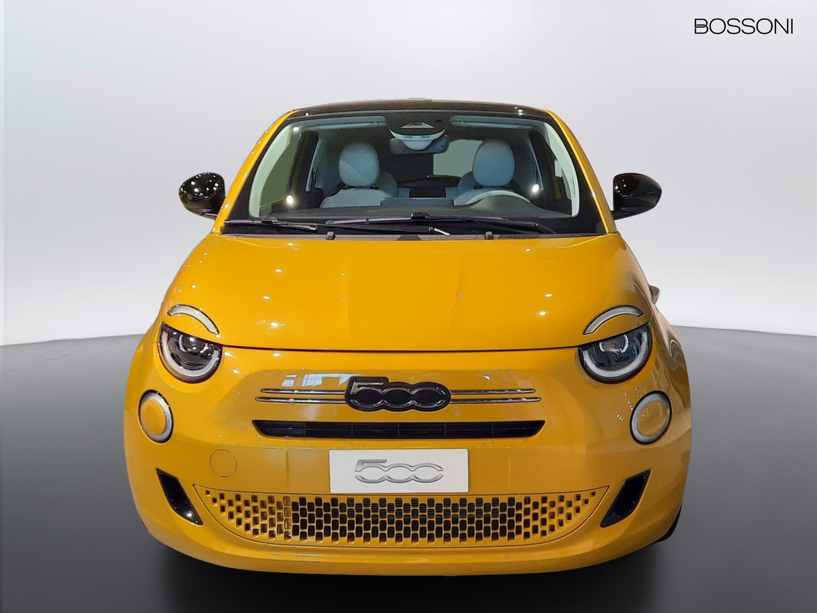 2 - Fiat 500 1.0 hybrid la prima