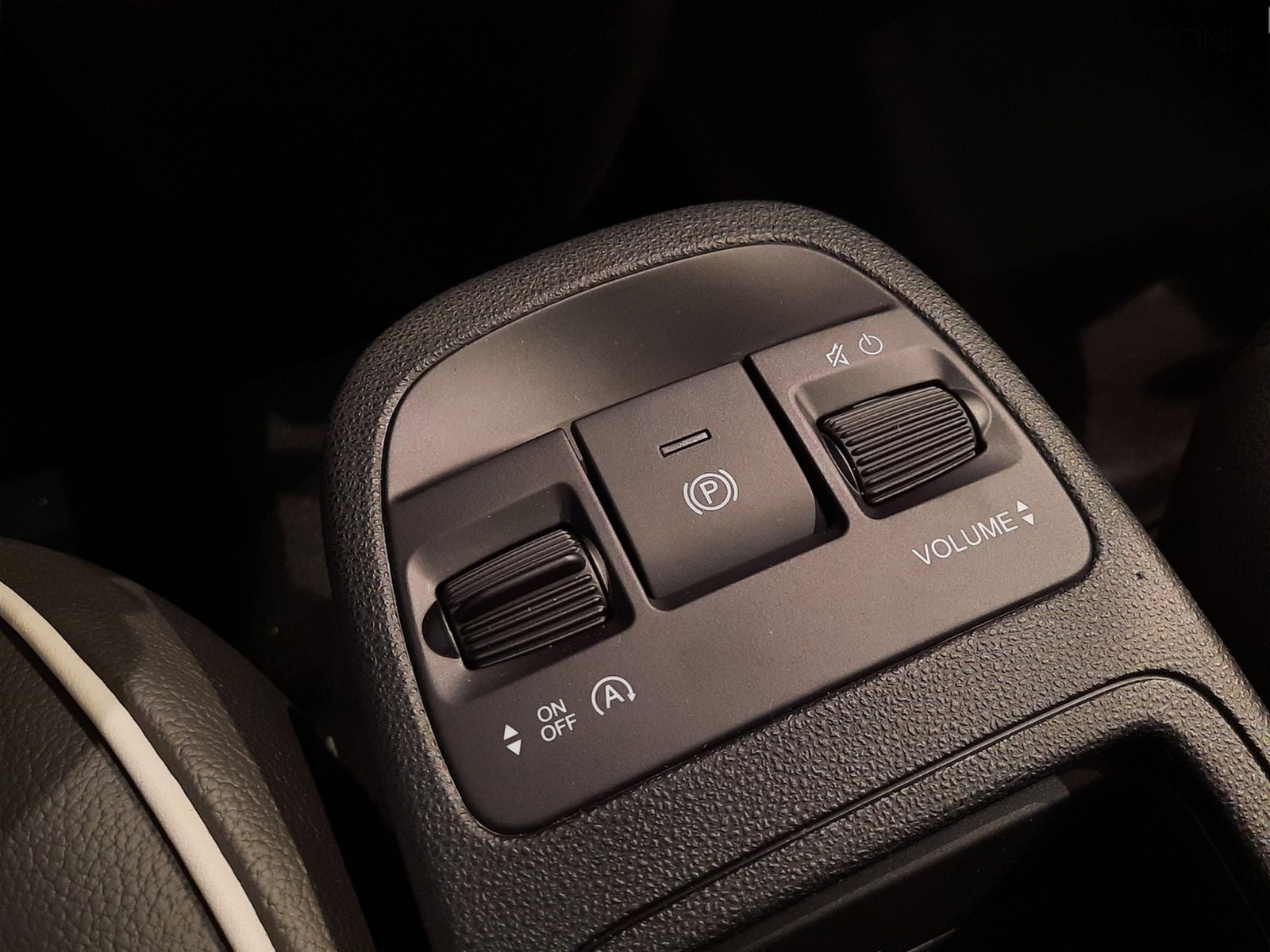 12 - Fiat 500 1.0 hybrid la prima