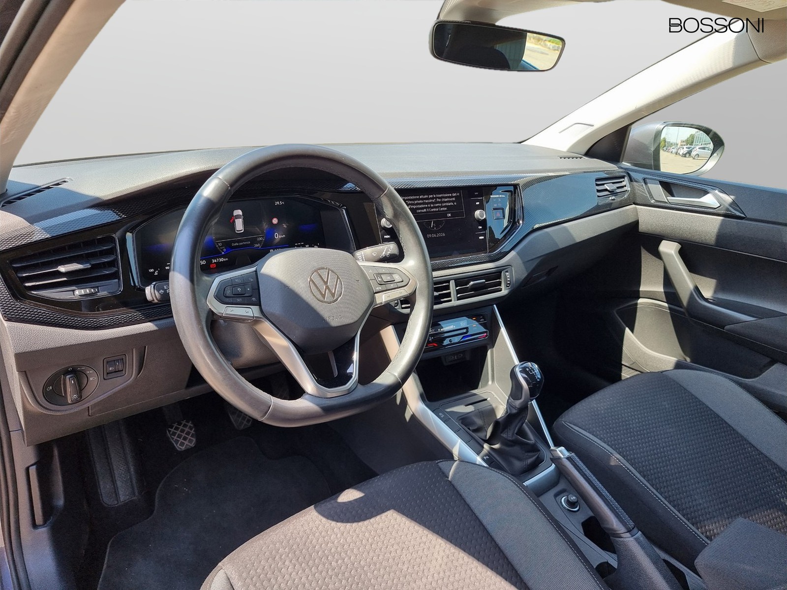 6 - Volkswagen Taigo 1.0 tsi 95cv life