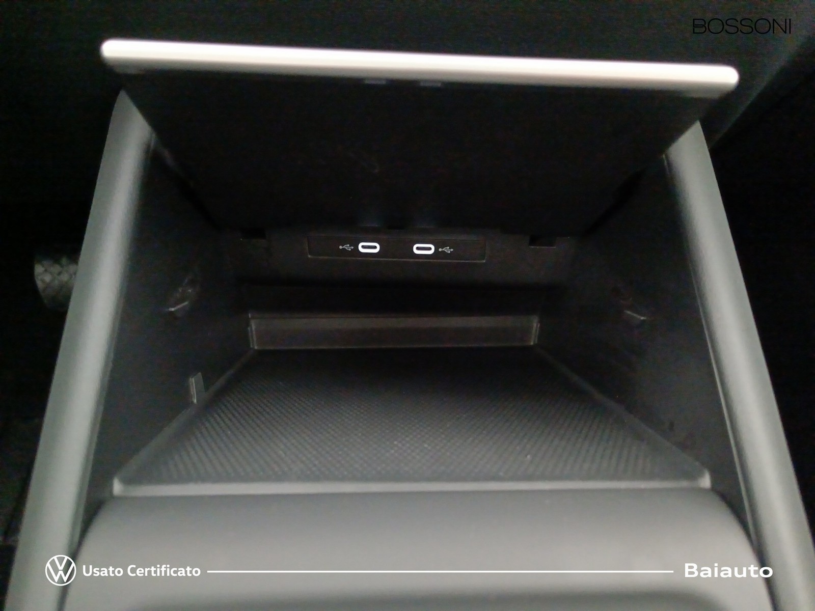 12 - Volkswagen Tiguan 2.0 tdi scr 193cv edition plus 4motion dsg