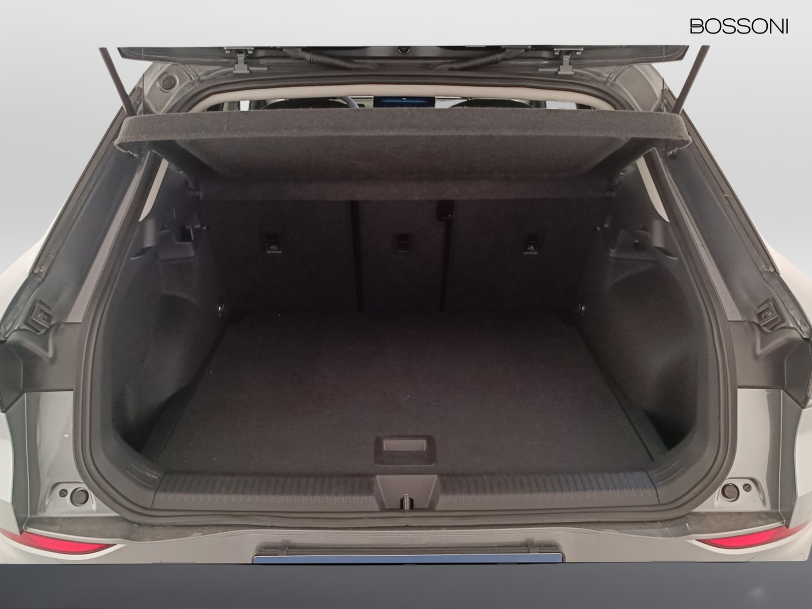 26 - Volkswagen T-Roc 1.5 etsi act 115cv life dsg