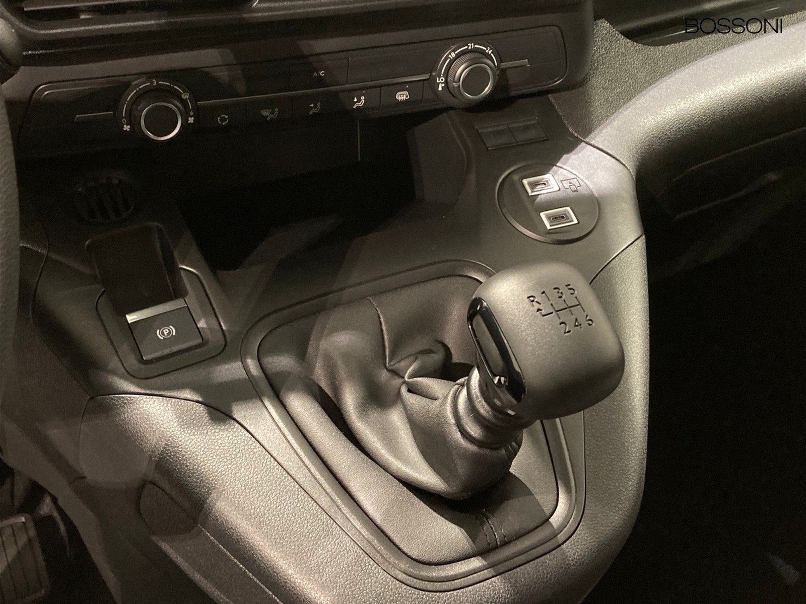 15 - Fiat Professional Doblò van xl 1.5 diesel 100cv