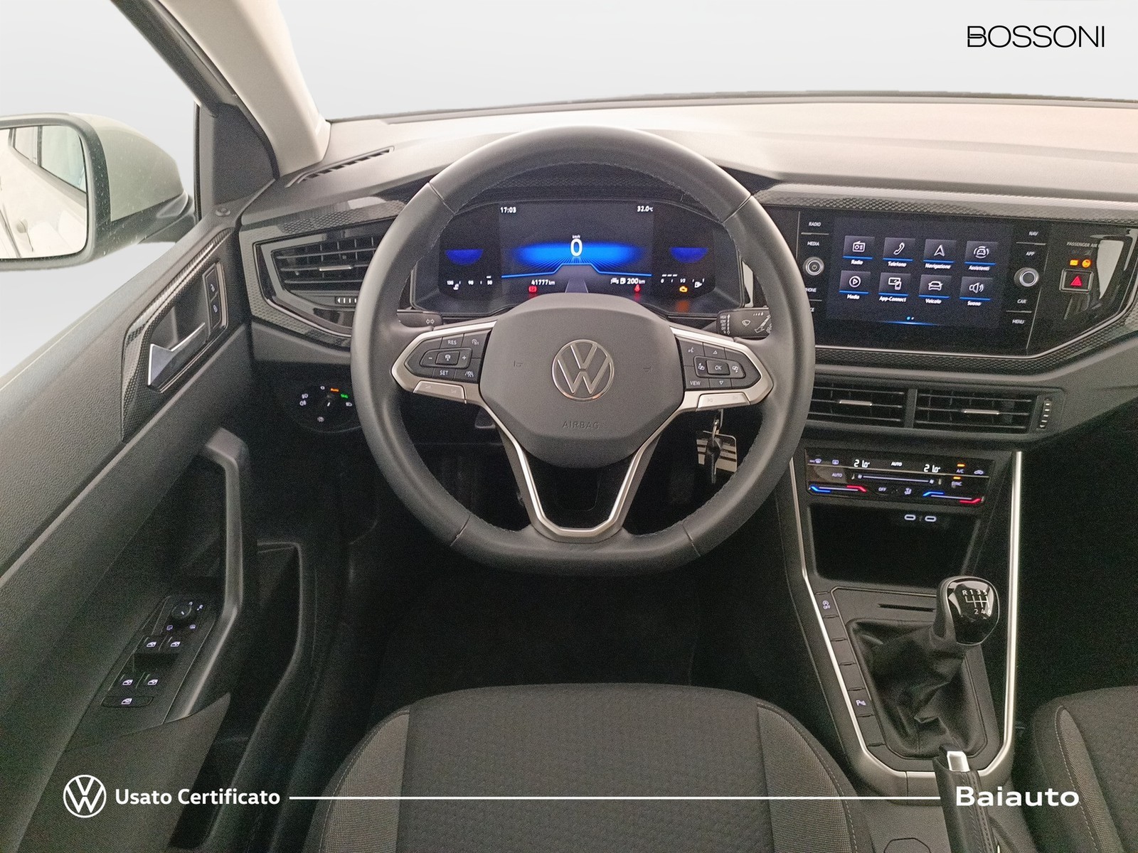 8 - Volkswagen Taigo 1.0 tsi 110cv life
