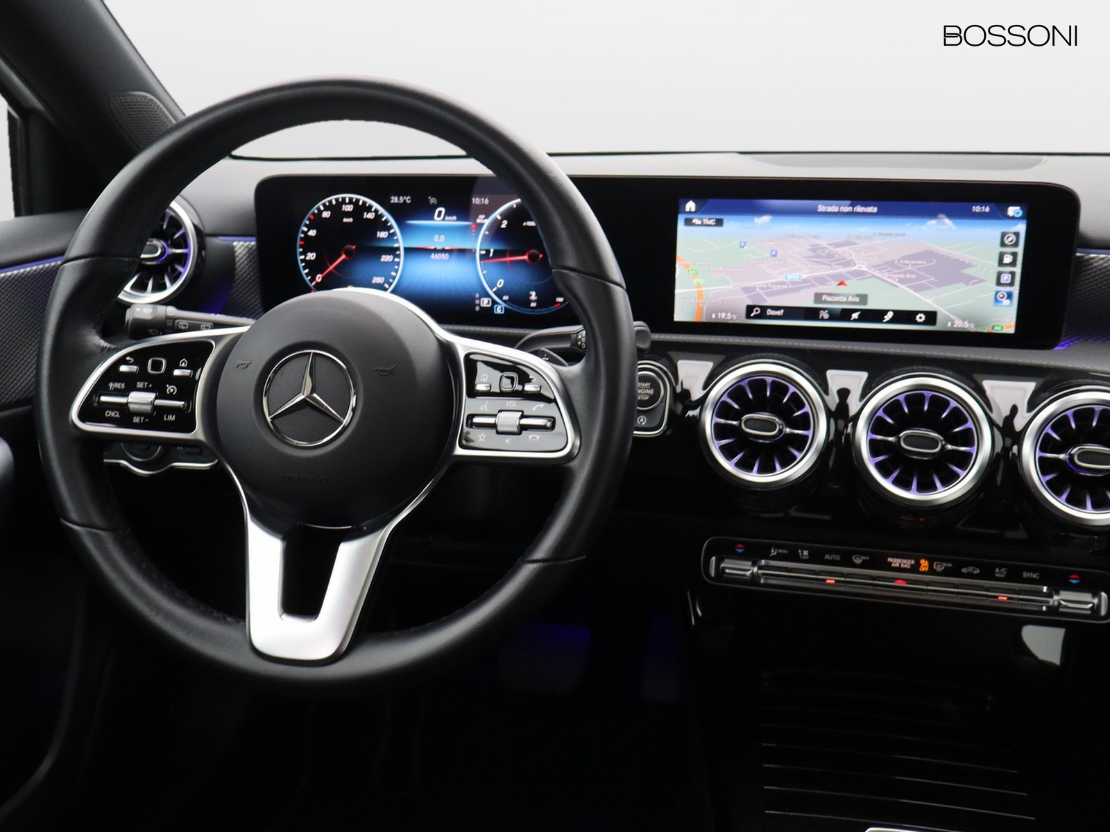 12 - Mercedes Classe A 180 d sport night edition plus 8g-dct