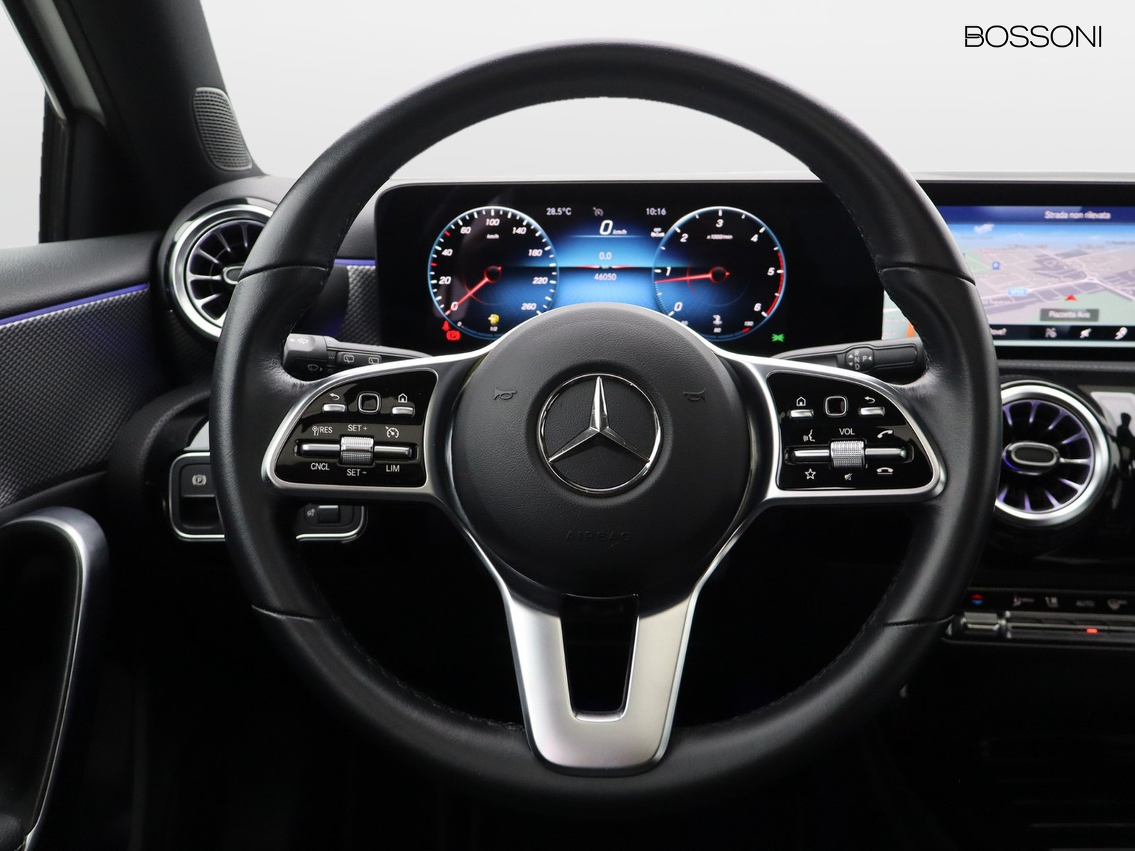 16 - Mercedes Classe A 180 d sport night edition plus 8g-dct