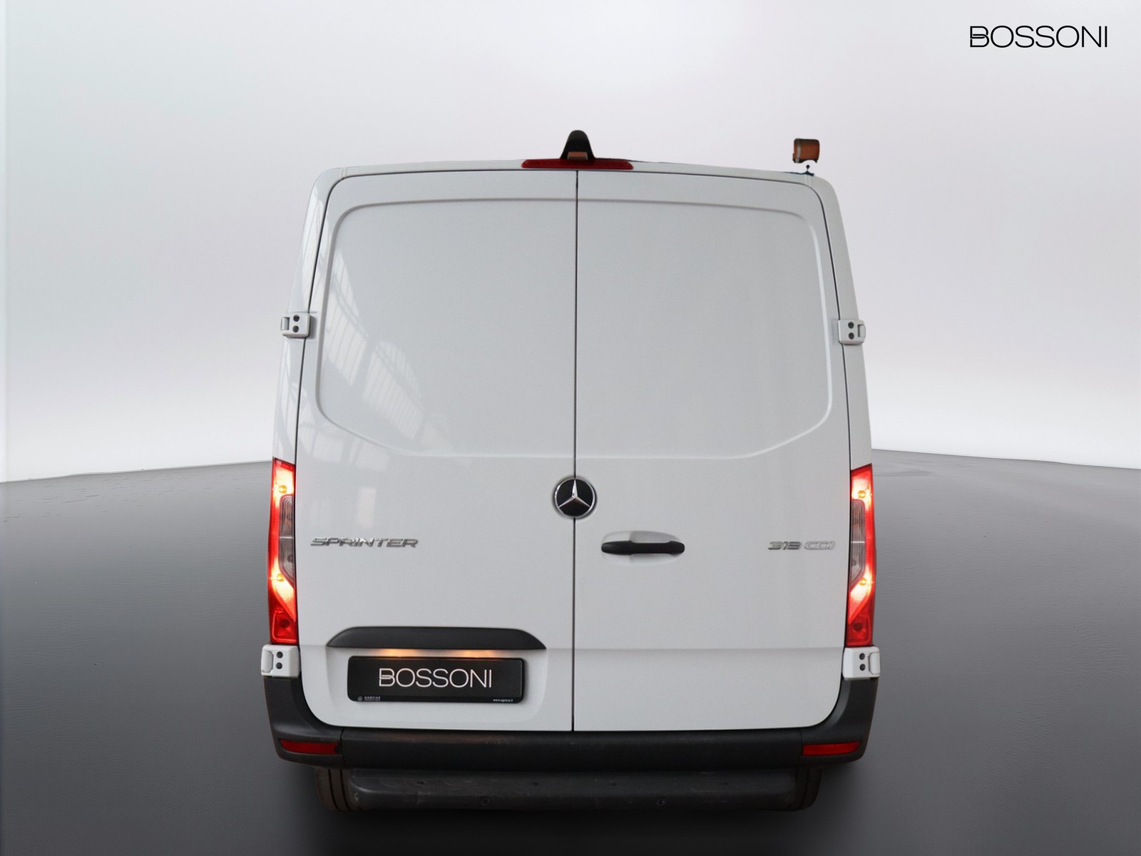 5 - Mercedes Vans Sprinter 319 2.0 cdi f 37/35 rwd h2 9g-tronic