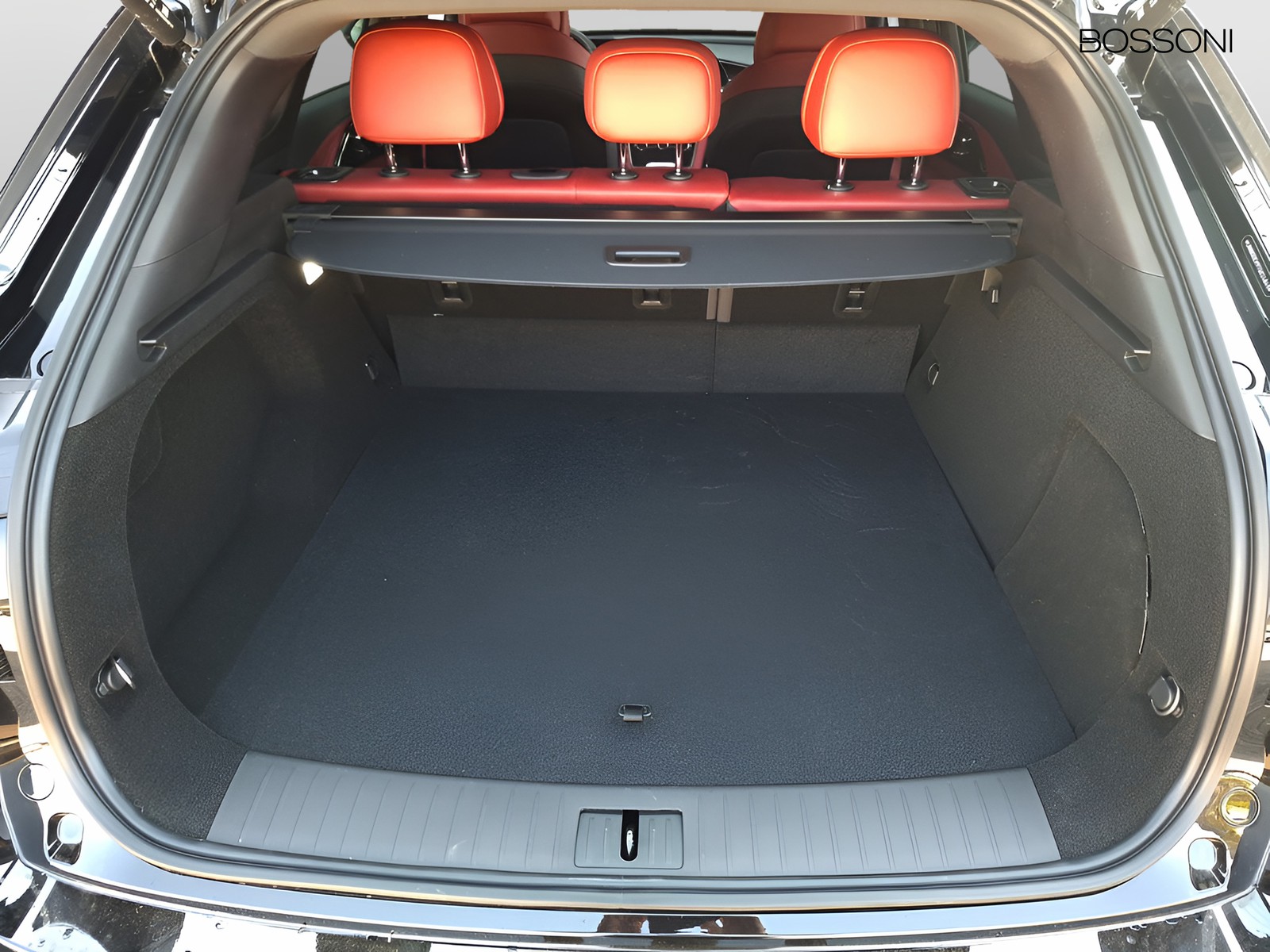 6 - Omoda 9 shs-p 1.5 tgdi plug-in hybrid premium i-awd dht3